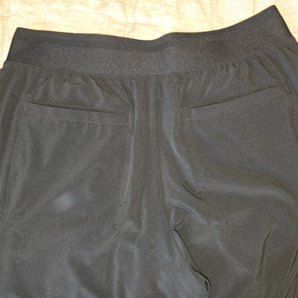 NWOT Athletha Brooklyn Wide Leg Pants 10 P - Picture 9 of 9
